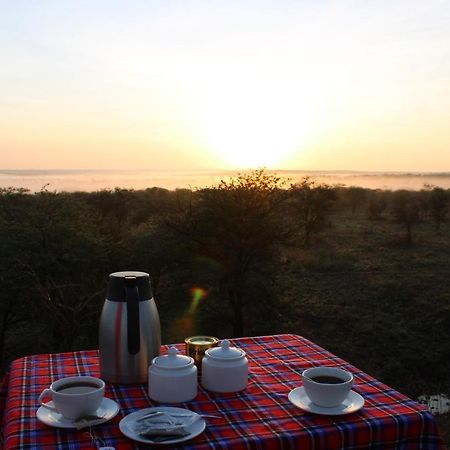 Osero Serengeti Luxury Tented Camp Banagi Exterior foto