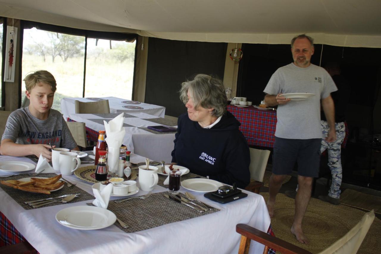 Osero Serengeti Luxury Tented Camp Banagi Exterior foto